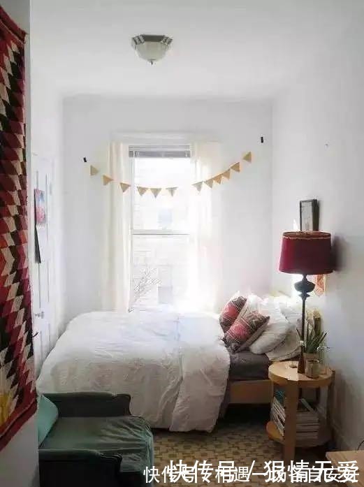 收纳|卧室再小都不用担心，这样布置再也不会显得拥挤，比榻榻米还实用！