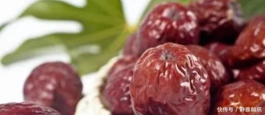 4种水果越吃湿气越重,中医称为“湿气王”,看完后告诉身边人