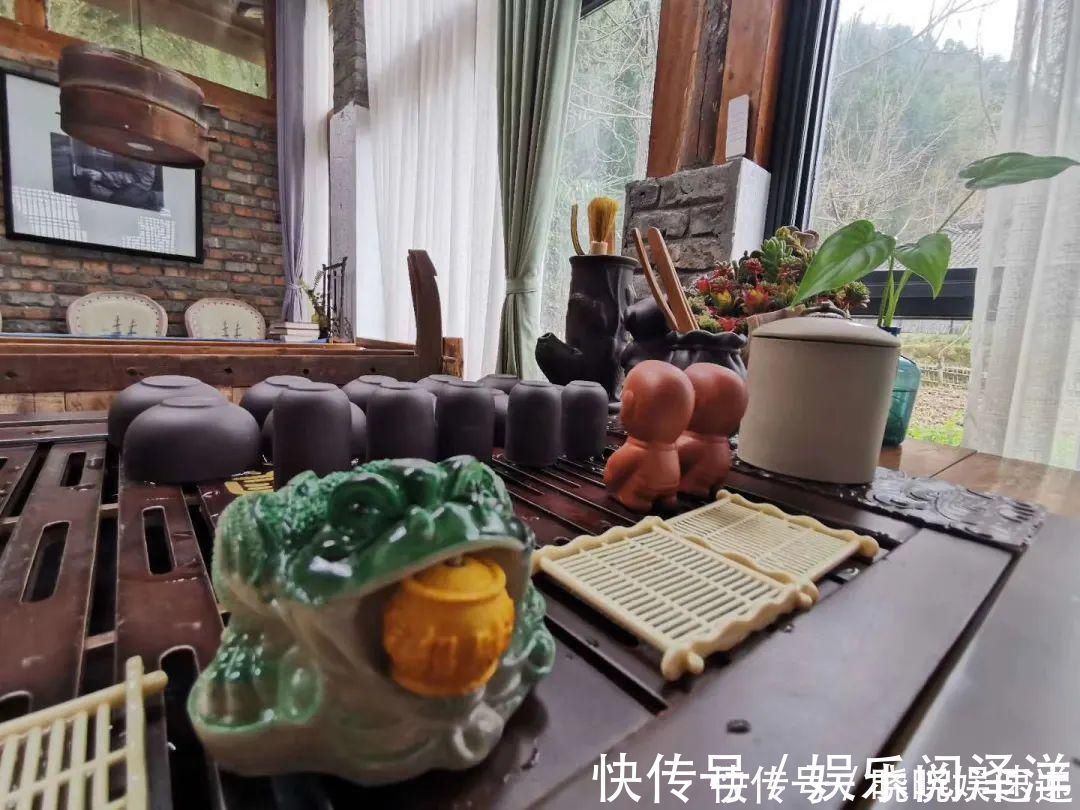 在乡下改造一个小院,种菜养花天天都是乡村田园梦,生活如此惬意