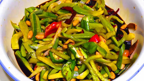 花生米|入秋了,大鱼大肉靠边站,遇到此菜别手软,营养极高,腌着吃最香