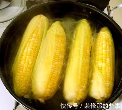 大厨|煮玉米最忌直接用清水，30年大厨教你多放2样，玉米清甜软糯好吃