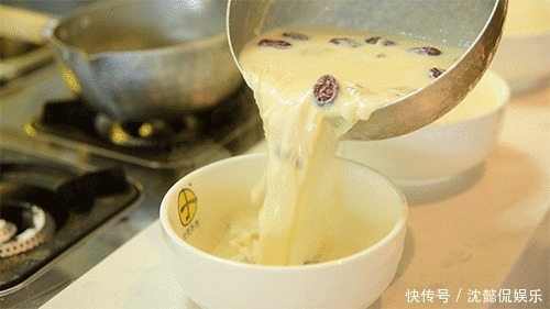 豆浆|给40岁女人的建议,多吃1种“小零食”,补充胶原蛋白显年轻