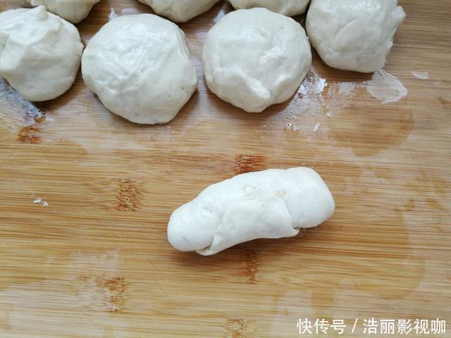 烧饼|想吃烧饼不用买，没有烤箱也能做，煎一煎凉了也不发硬