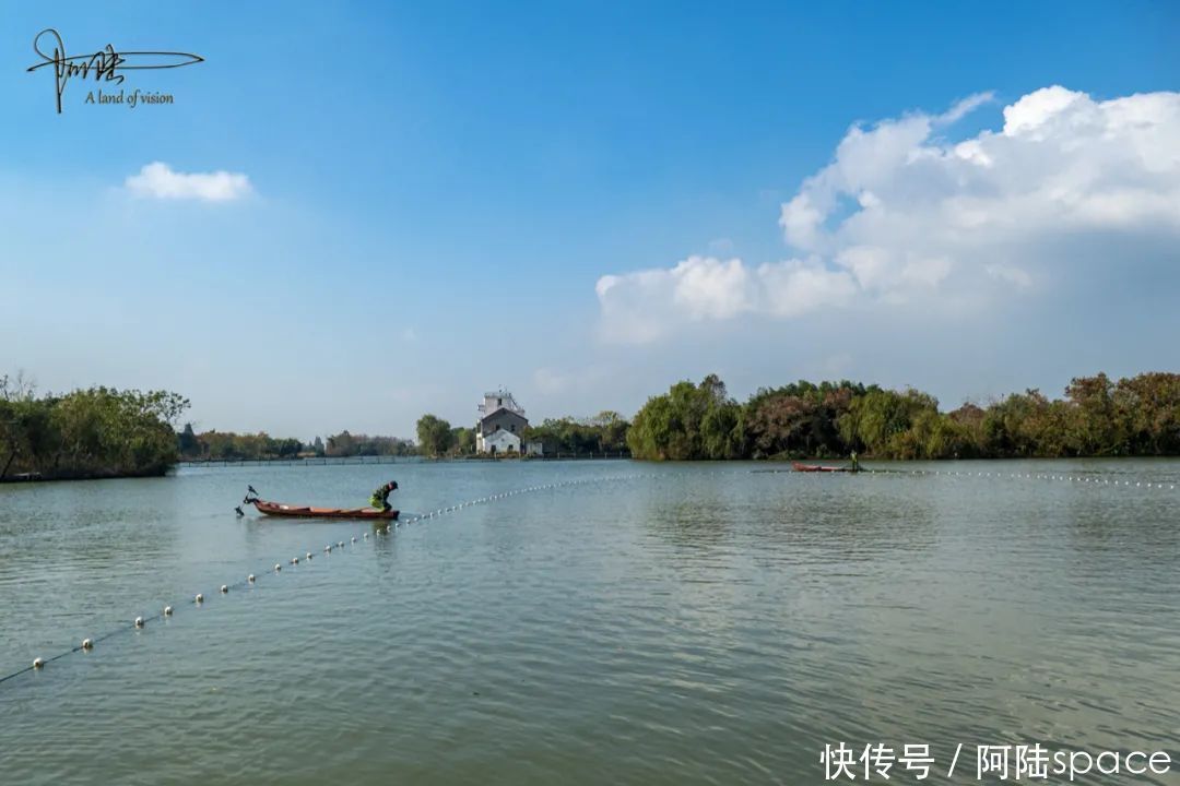 白塔|白塔湖里有个桃花岛，可以现场观看当地村民捕鱼，场面极为壮观