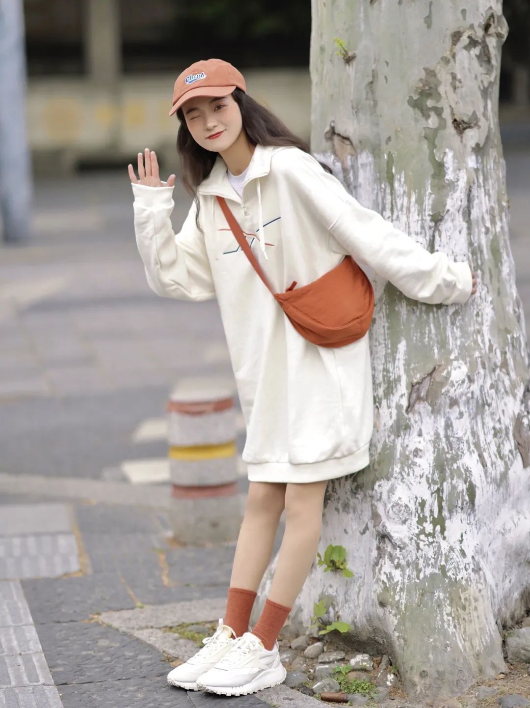 韩国小姐|小个子“不穿裤子”最显高！早秋流行这样穿，好看又时髦