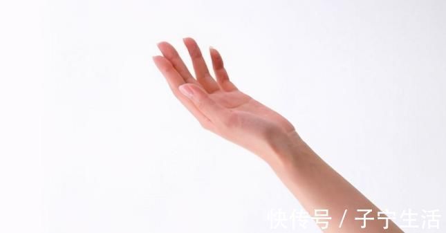 就医|肝不好的人，可“竖中指”自查，没3点异常，肝癌、肝硬化绕着走