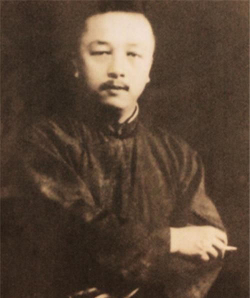 他发明了1个汉字,被中国女性连骂了3年,如今每个女性都在用