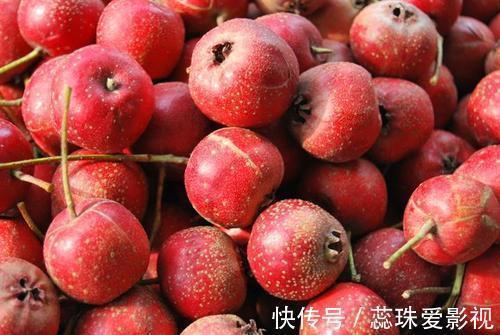 糖葫芦|每天用山楂泡水喝,用不了一个月,4个好处会不请自来,平安一年