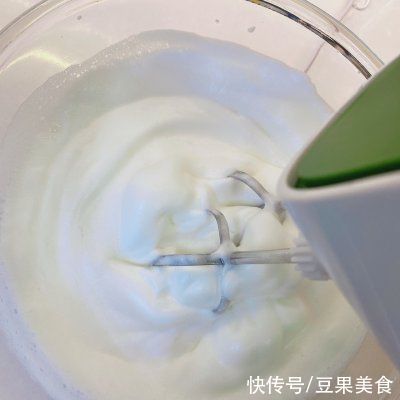 烤盘|史上最好吃的酸酸甜甜的虎皮天使蛋糕卷做法