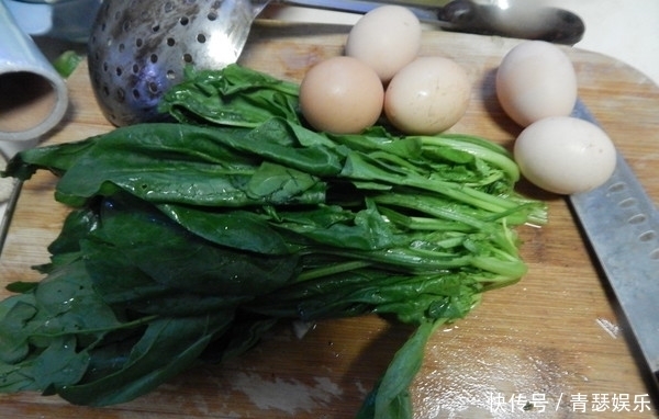 曾经是80年代最受欢迎的素菜,每家餐桌都有它,现在却少有人吃