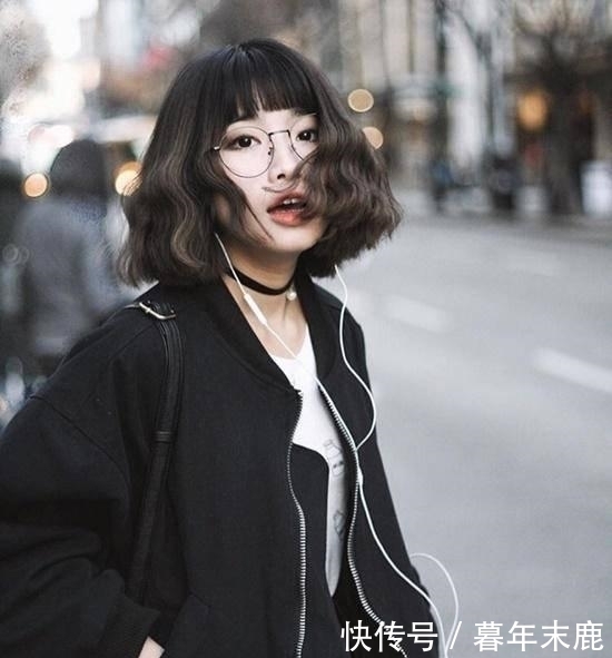 10款冬季热门女生发型,从长到短、这才是今年发型的主流趋势
