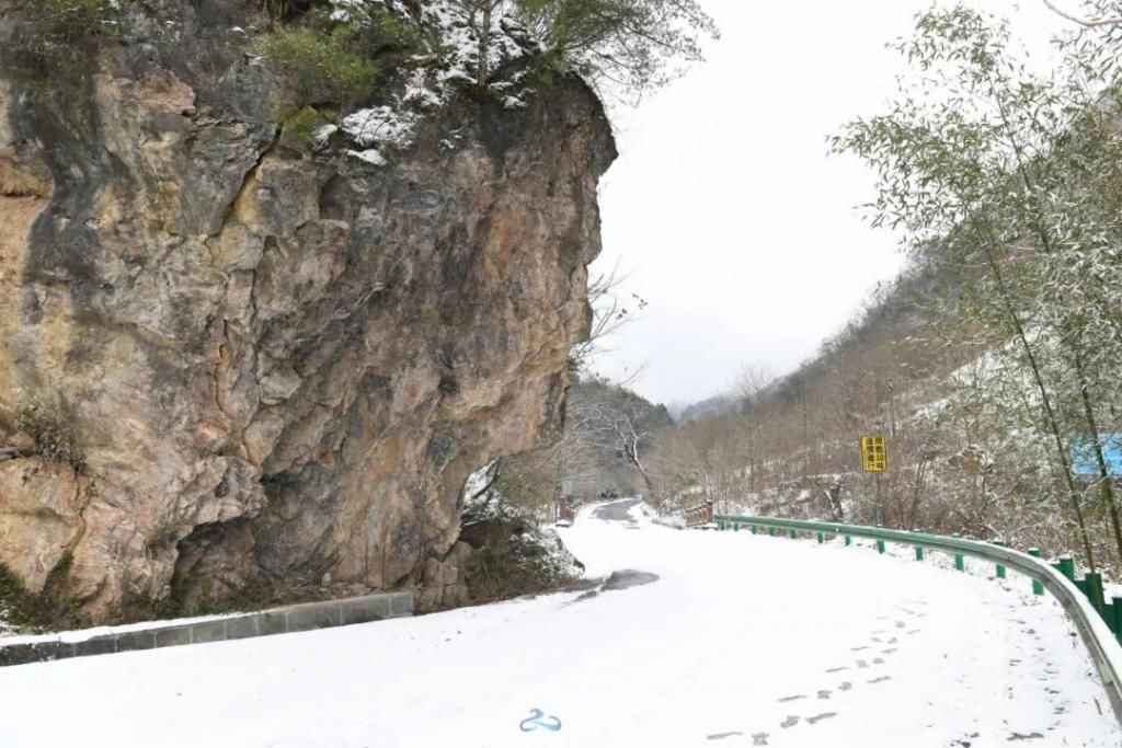 县区|初雪！周边县区雪景美图来袭！