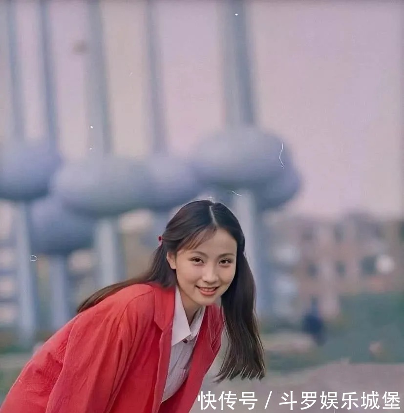 旧照,朱茵袁泉周慧敏,美人画骨难画皮啊!