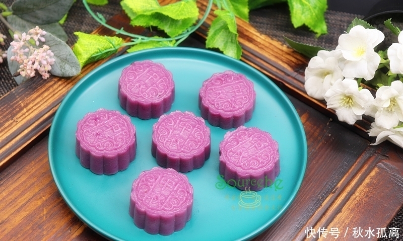 糯米粉|月饼新做法,比冰皮月饼简单,比广式月饼少糖,软糯香甜很好吃!