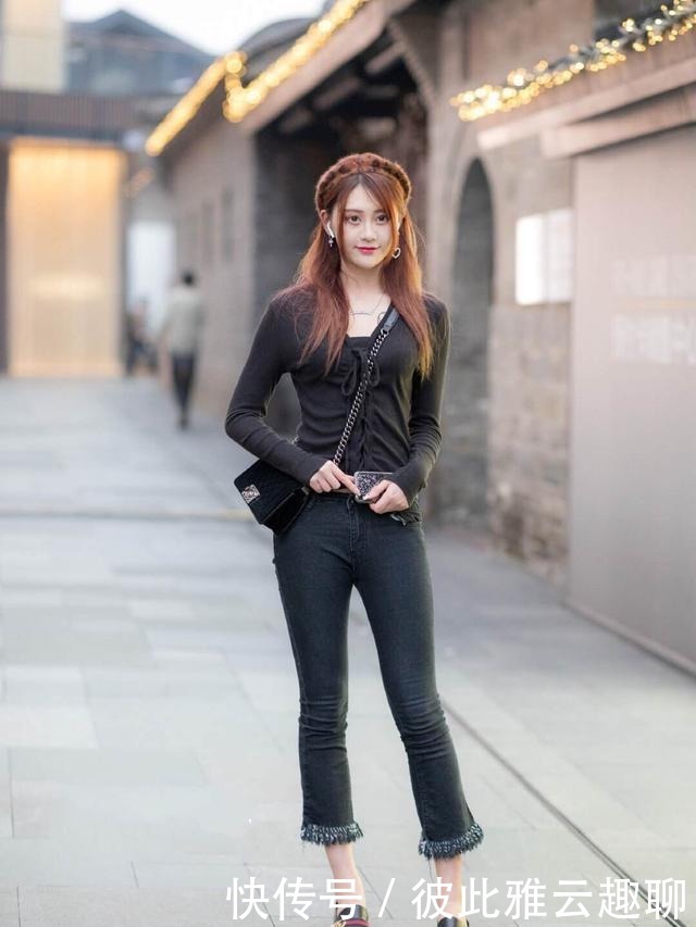 加上|街头美女的另类穿搭,给“长袖”加上系带,故意剪短“裤腿”