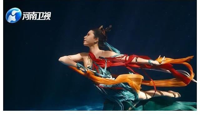 彭佳璇|央媒封禁畸形选秀,金星爆出浙江卫视猛料,韩红深陷其中有苦难言