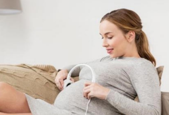 怀孕|40多岁女子肚子胀气去检查，医生：你怀孕了，孩子脚都出来了