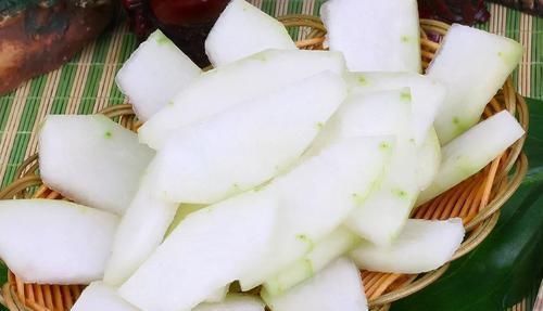 延缓衰老|聪明的人爱吃3种食物,美容养生、延缓衰老,早吃早健康!