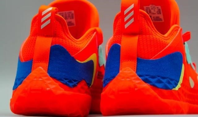 adidas 当之无愧的旗舰款!哈登5代能成为下一款划时代的战靴吗!