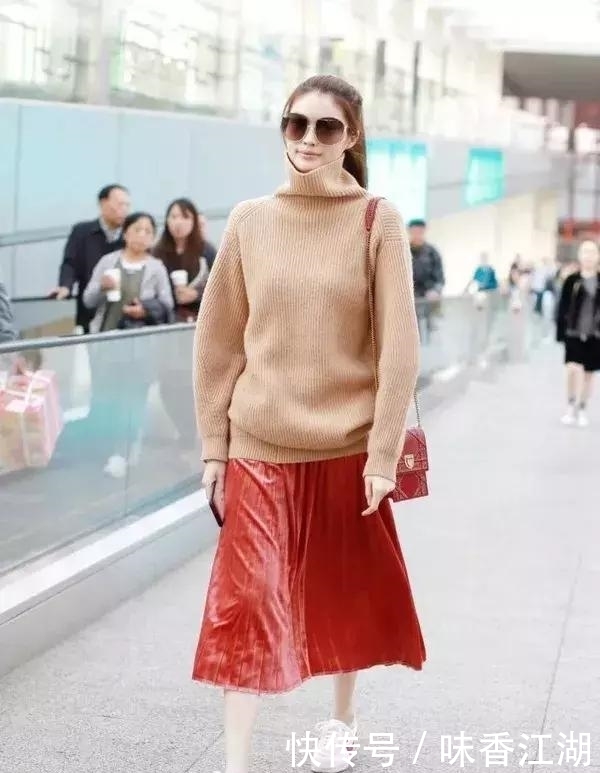 今年最火高领毛衣+大衣,才是秋冬绝配!