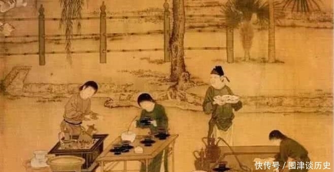 茶渣|英国人爱茶如命,贵族最爱吃茶渣,因太爱喝茶间接引发鸦片战争