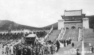 清朝皇室|1924年孙中山去北京,遇清朝皇族要求把故宫还给溥仪,他一口拒绝