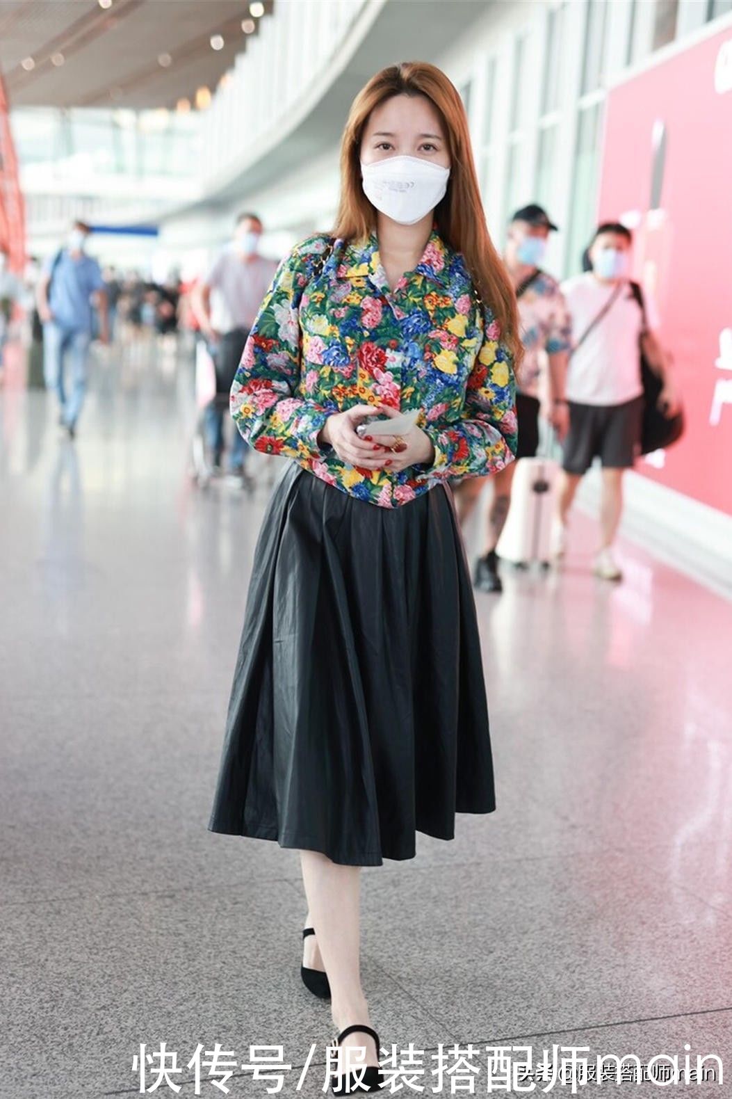 胯宽腿粗的女孩，试试这条“伞裙”，遮肉显瘦两不误