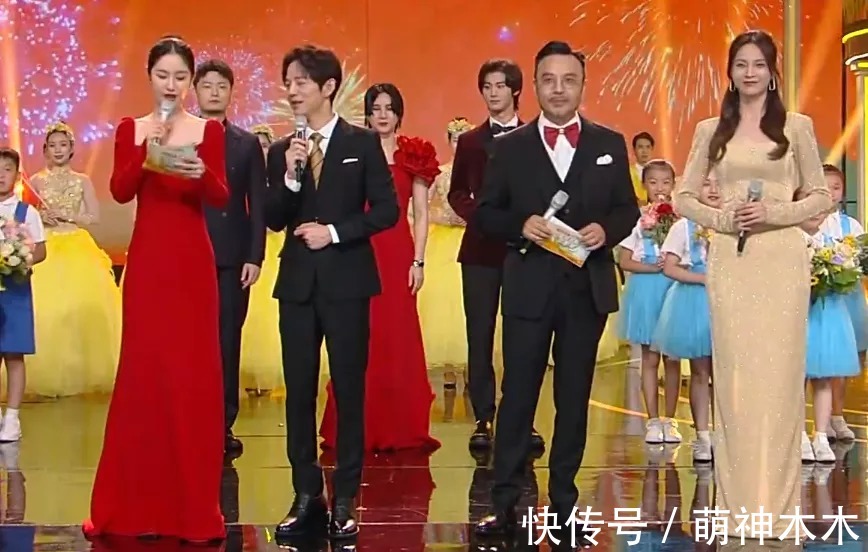 何炅|湖南台主持人话筒编号曝光，何炅1号汪涵2号，幸亏何炅早有解释