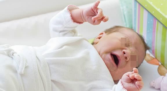 宝宝|妈妈一走就哭,是宝宝过度依赖吗?哭是对的,不哭才“有问题”