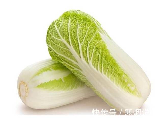 一样是白菜，挑选绿色的还是白色的菜农告诉你，别随意买了