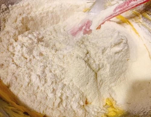 天冷，这甜品要多吃，奶香十足，好吃不腻，大人小孩都爱吃