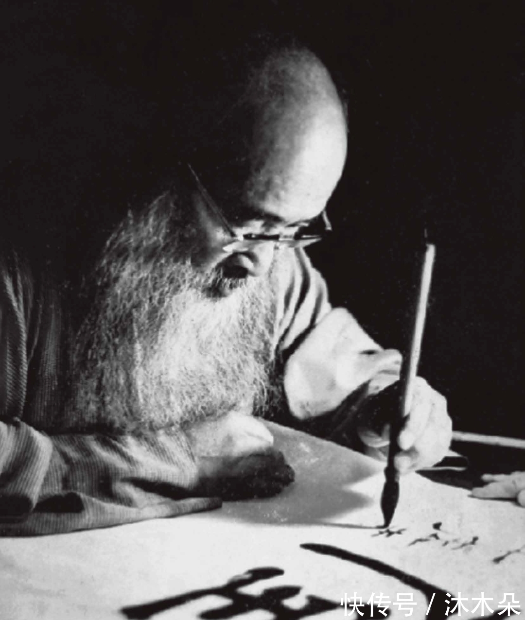 泼墨!辟混沌手——张大千泼彩捭阖巨作《幽涧闲钓图》《春江帆影》赏析