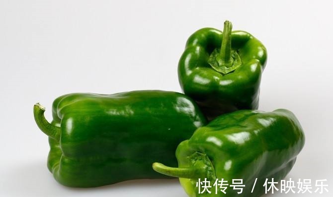 青椒|青椒和此物一起炒,女性常吃,斑点淡了,大肚子平了,脸色红润