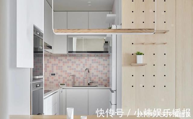 屋主|49㎡的小家,客厅坚持不打柜子,舍弃茶几和电视柜,超级显大!