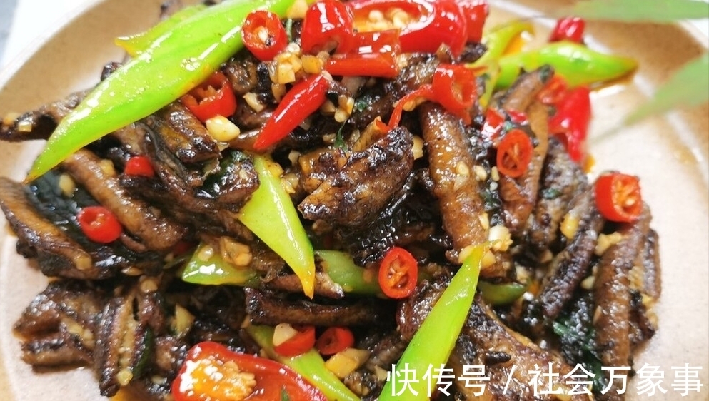 腥味|黄鳝不管怎么做，都不要直接下锅，多加1步，黄鳝鲜嫩无腥味