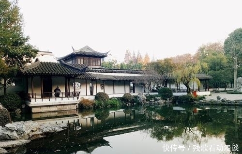 南京现存历史最久的明代古典园林,是江南四大名园,瞻园