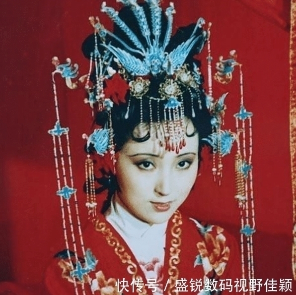 旧照@天堂有了陈晓旭,人间再无林黛玉,去世后家人才公布出的珍贵旧照