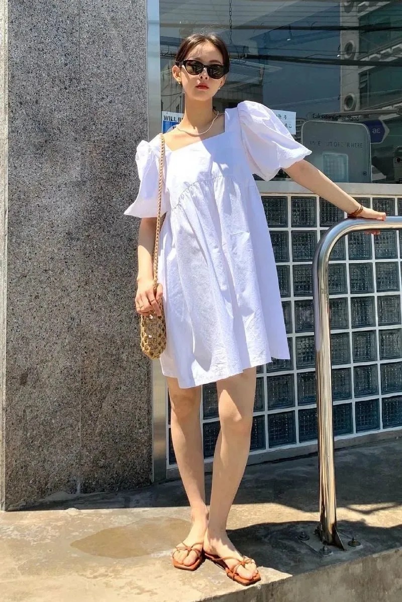 时髦|“平底鞋+裙子”穿出女人最轻松,优雅的样子,巨时髦!