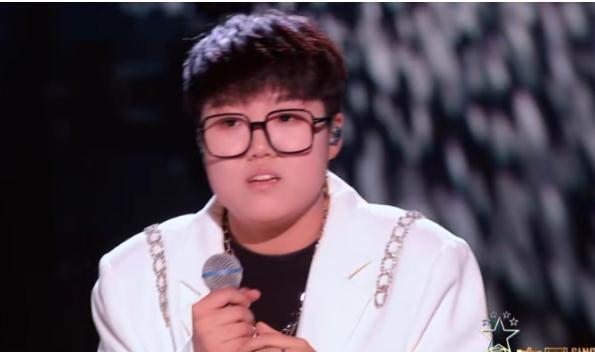 王馨|《好声音》8强出炉张露馨演唱精彩,姚晓棠满票晋级,汪峰竟黑脸