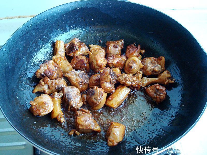 口味|鸭肉腥味重,不会做教你一招,肉质软烂开胃下饭,学会夏天吃好
