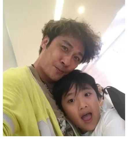 手撕|儿子录节目留下永久性伤疤，吴镇宇手撕芒果台，讨要说法终无果