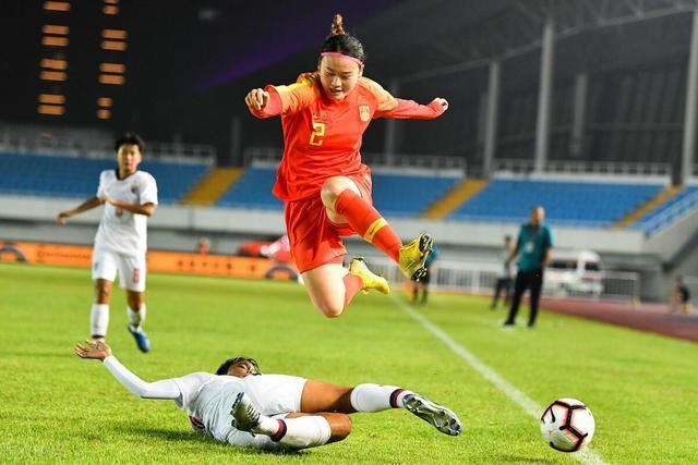 nc2-1!中国女足小将闪耀法甲,首秀导演一场逆转大戏,打崩对手