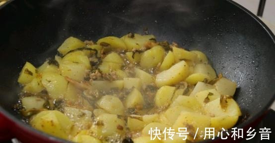 下饭|虽然是素菜，但是吃出了肉的口感，真下饭！