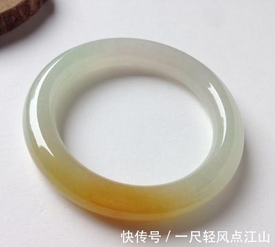 翡翠手镯 一般冰种玉镯子的价位