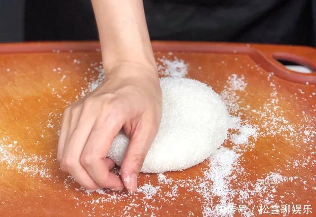 糯米粉|紫薯只会煮着吃教你一招,一蒸一卷超省心,香甜软糯吃上瘾