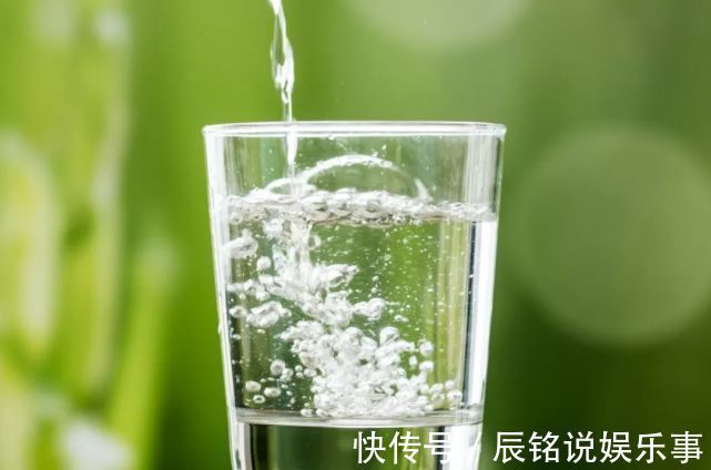 衰老|3个不起眼的习惯，却是延缓衰老的“灵丹妙药”！让你更显年轻