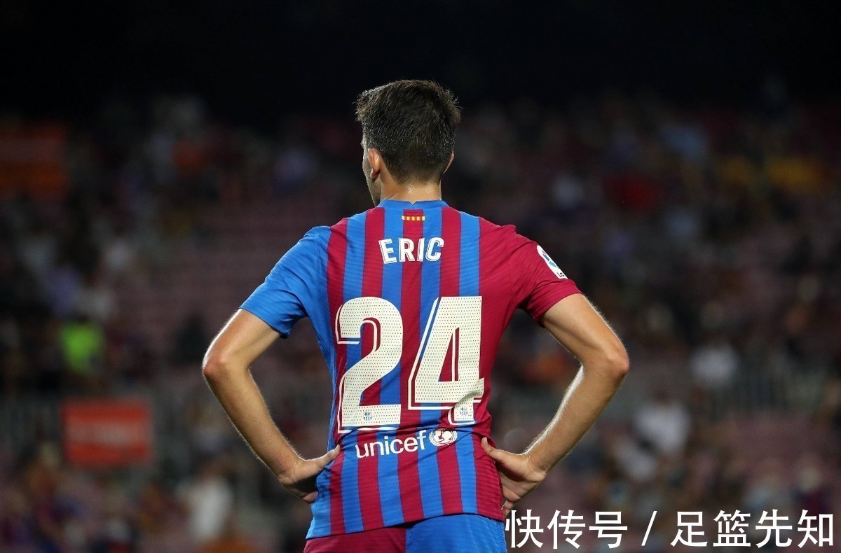 格子|从1-0到1-1!巴萨新9号救主,格子全场隐身,球迷:烂泥扶不上墙