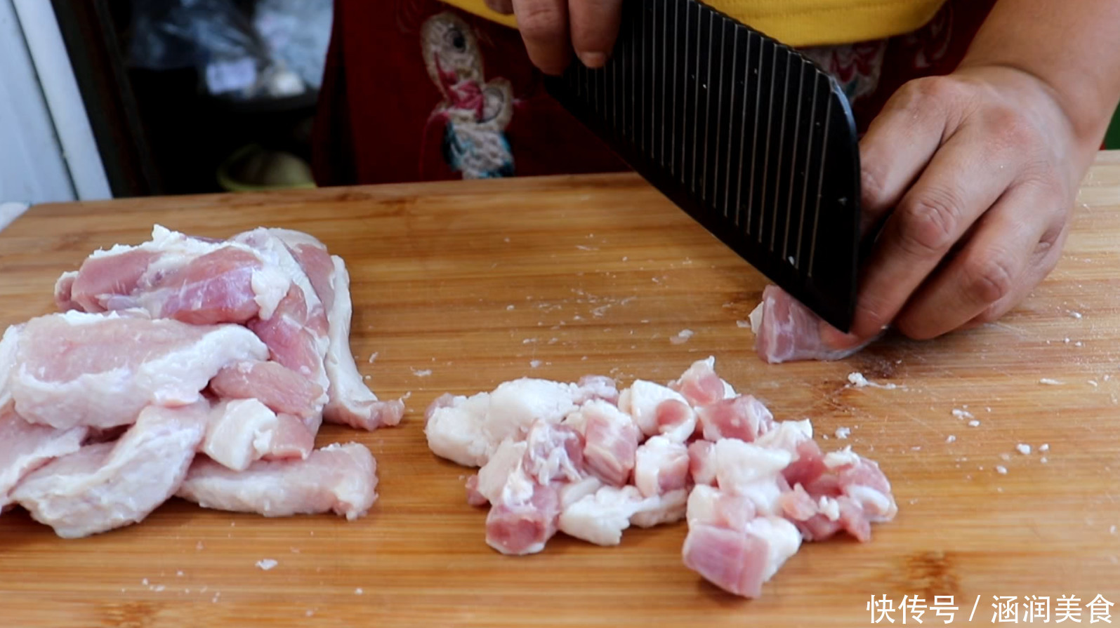 手把手教您在家蒸包子,3个小诀窍,包子又白又松软,零失败