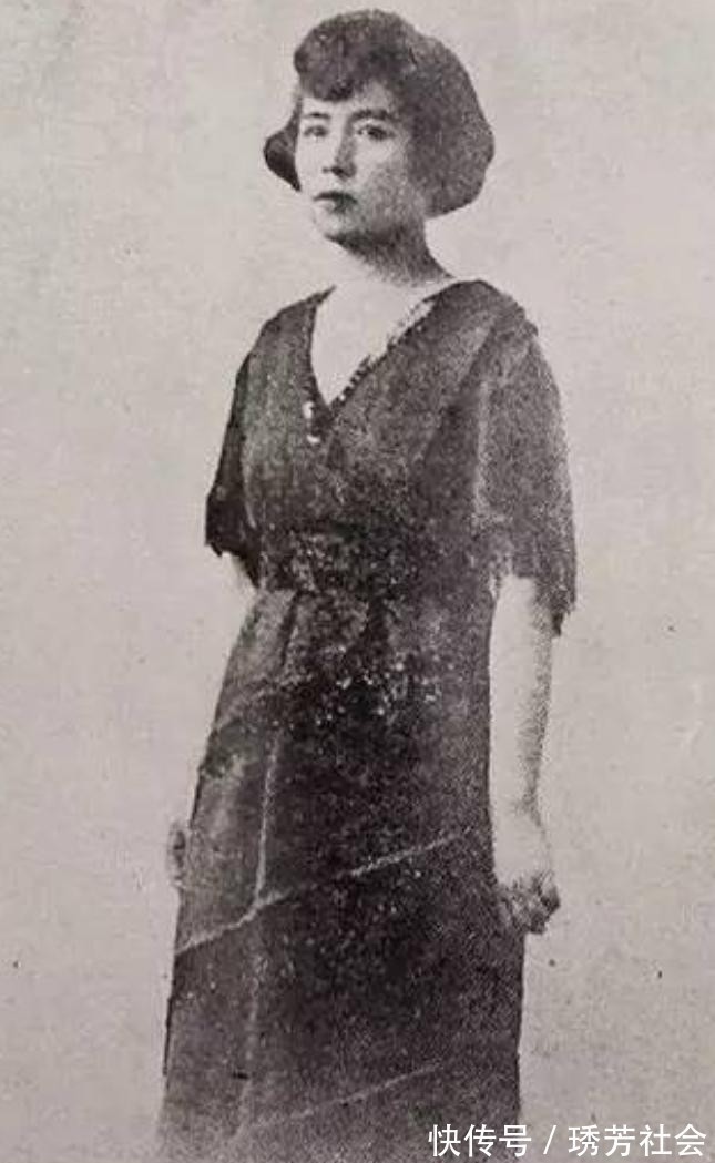 萧红$民国最后一位女词人是谁?她才貌双全,倾国倾城