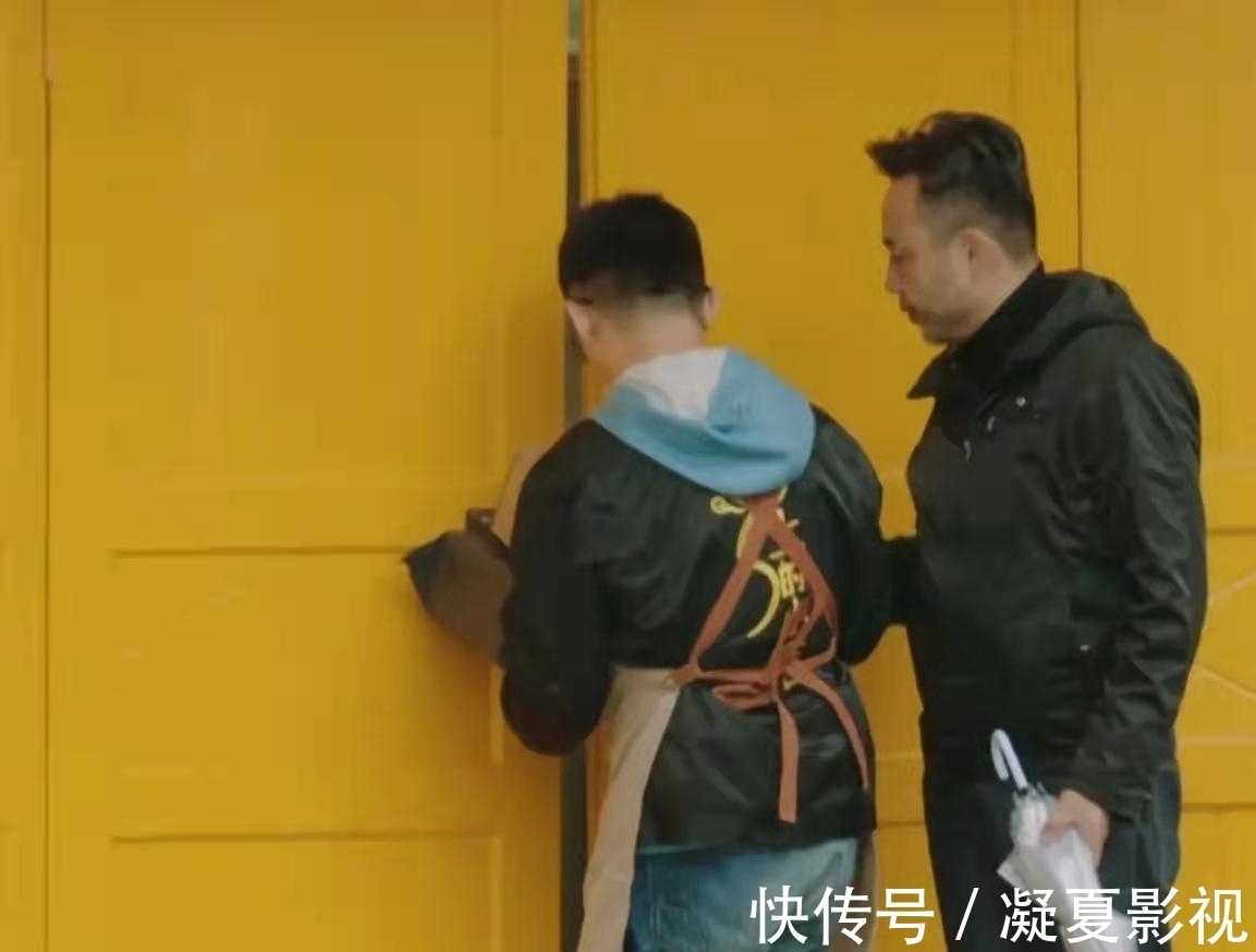 汪涵表示“打透明伞就是娘”，杨迪是打还是不打？理性看待！